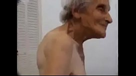Porno terceira idade com a vovó de 90 anos